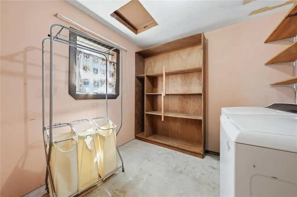 163 E Orange Avenue Pierson FL 32180
