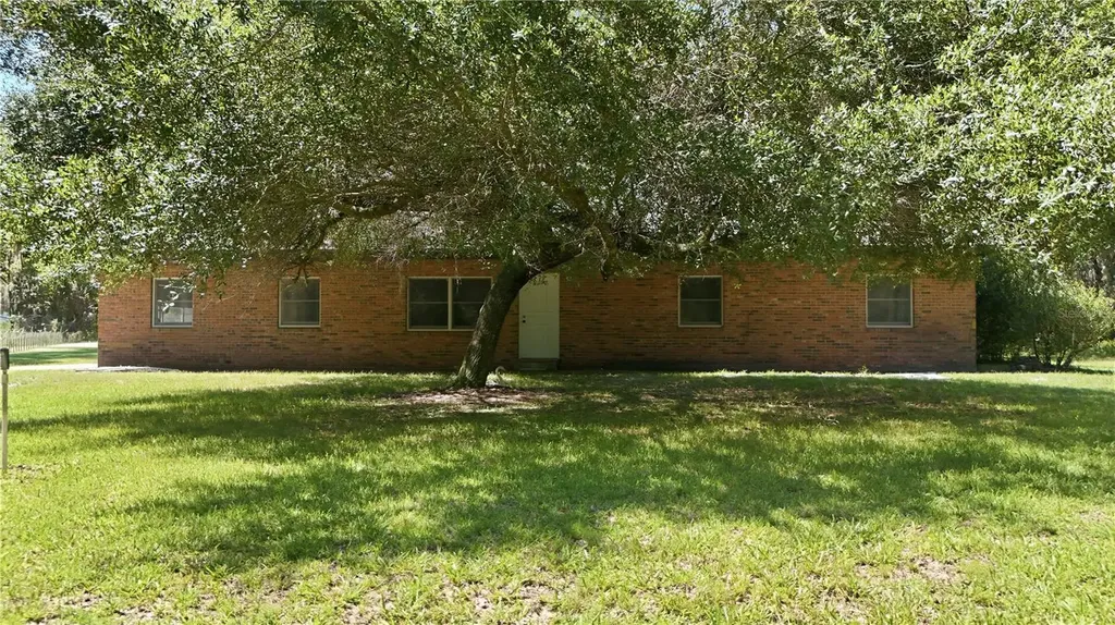 163 E Orange Avenue Pierson FL 32180