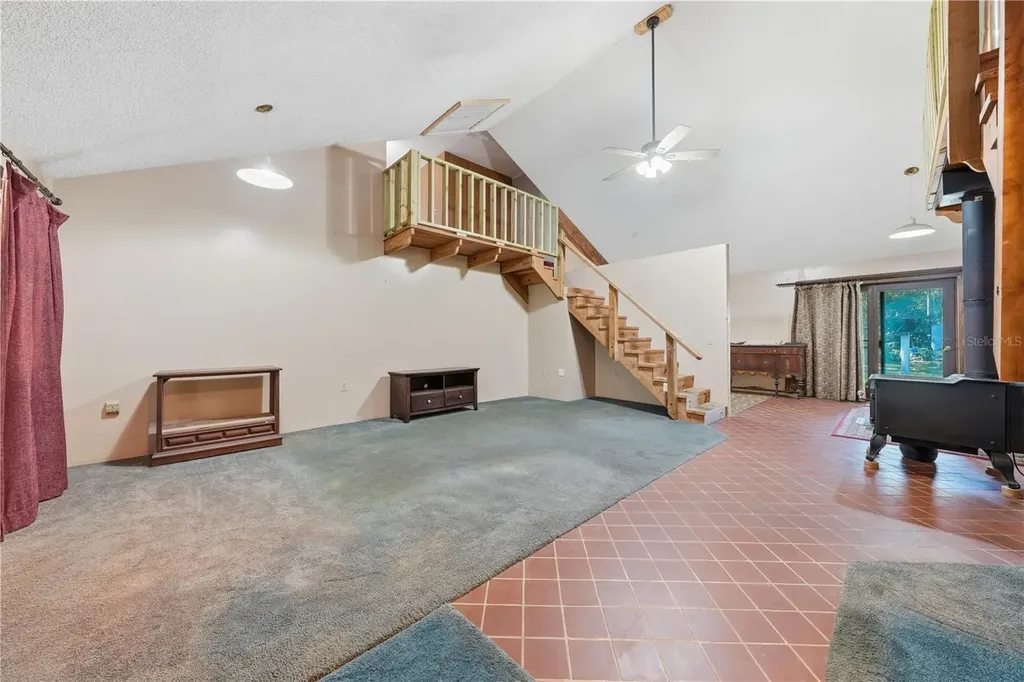 163 E Orange Avenue Pierson FL 32180