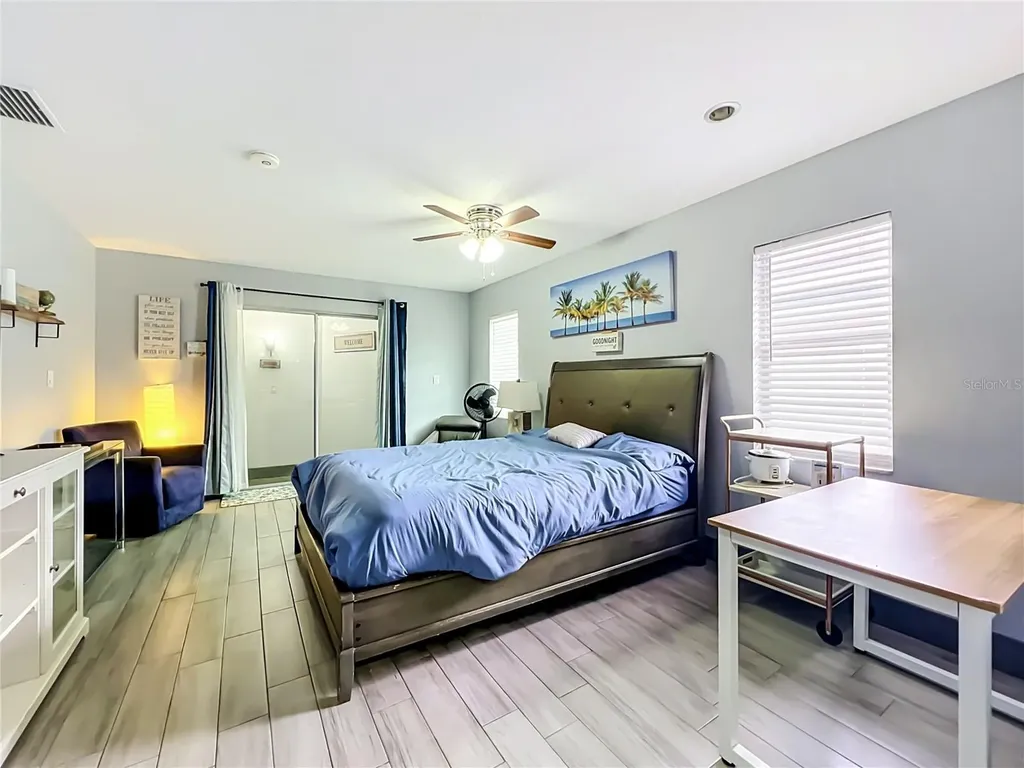 2425 Lauderdale Court Orlando FL 32805