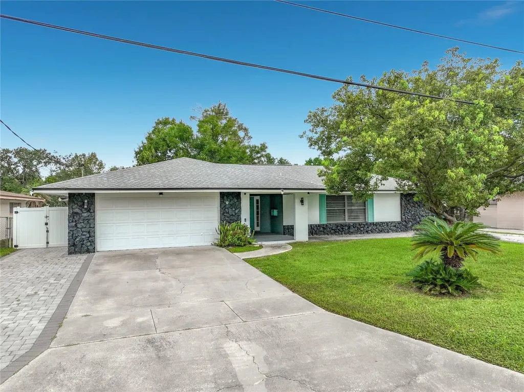 2425 Lauderdale Court Orlando FL 32805