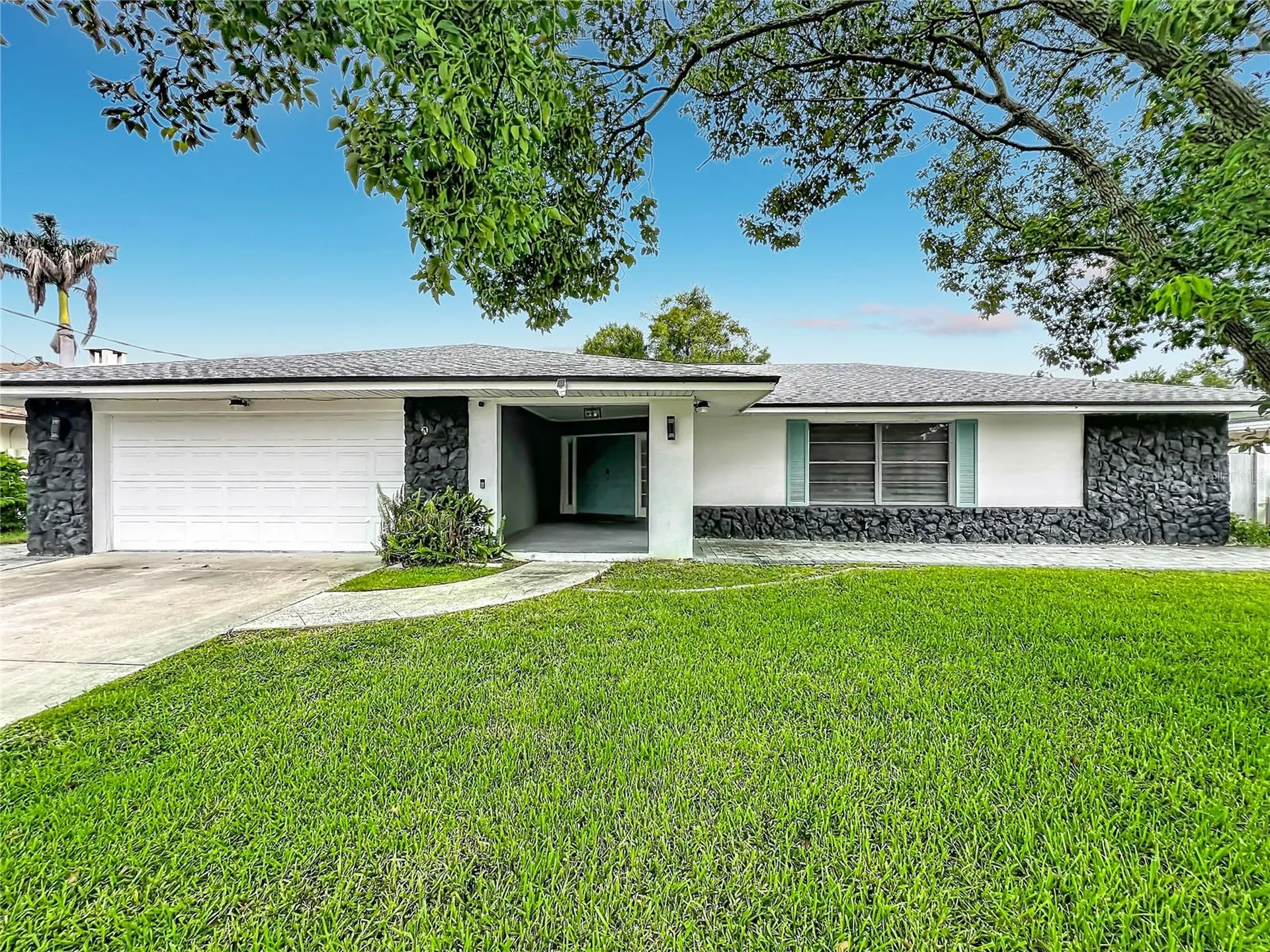 2425 Lauderdale Court Orlando FL 32805