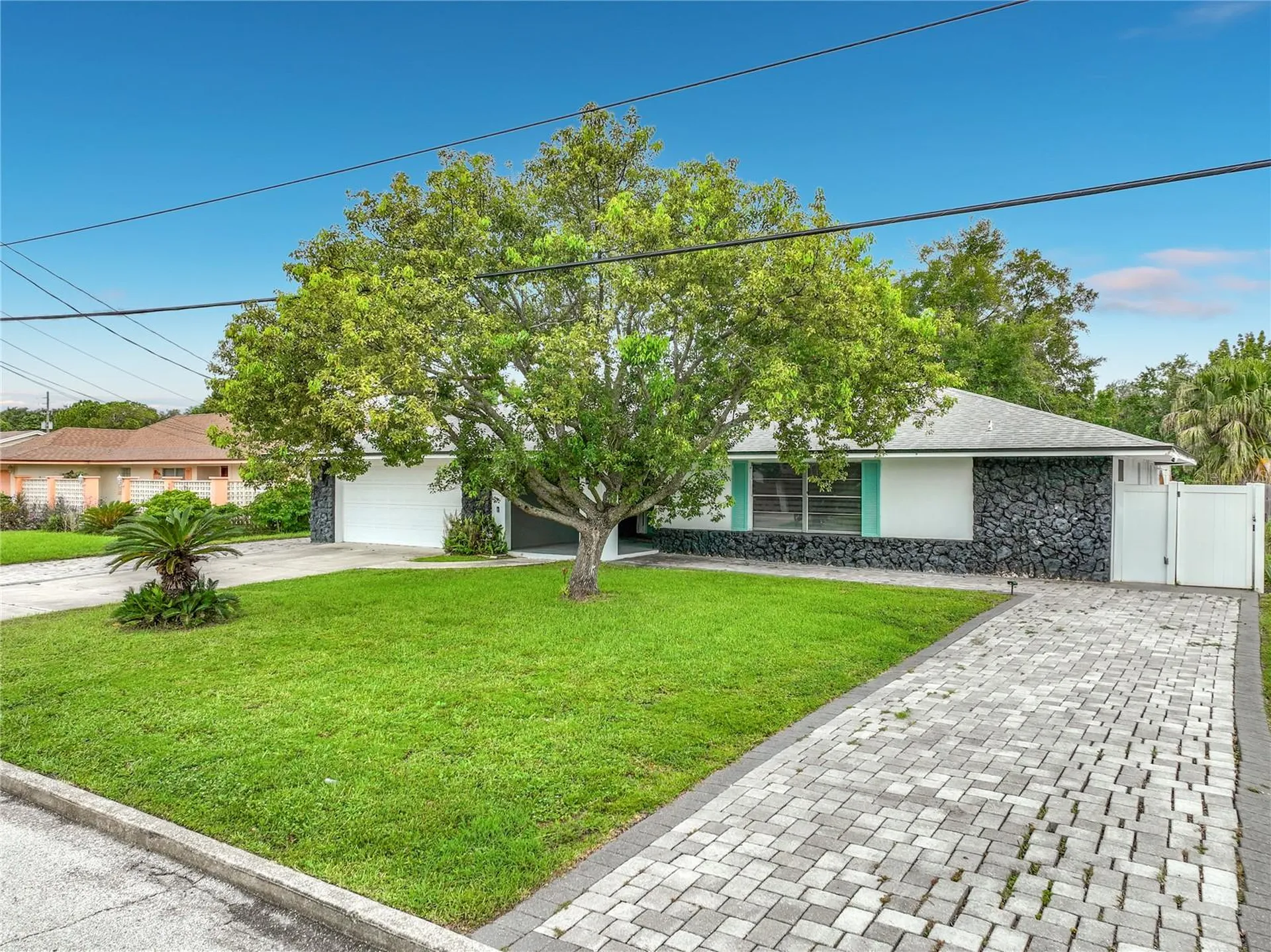 2425 Lauderdale Court Orlando FL 32805