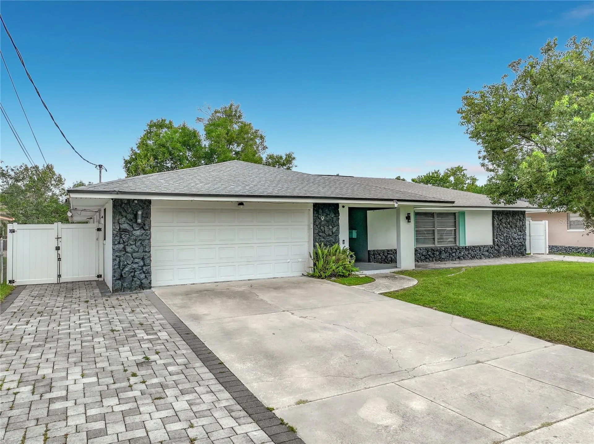2425 Lauderdale Court Orlando FL 32805