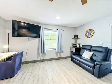2425 Lauderdale Court Orlando FL 32805
