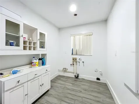 2425 Lauderdale Court Orlando FL 32805