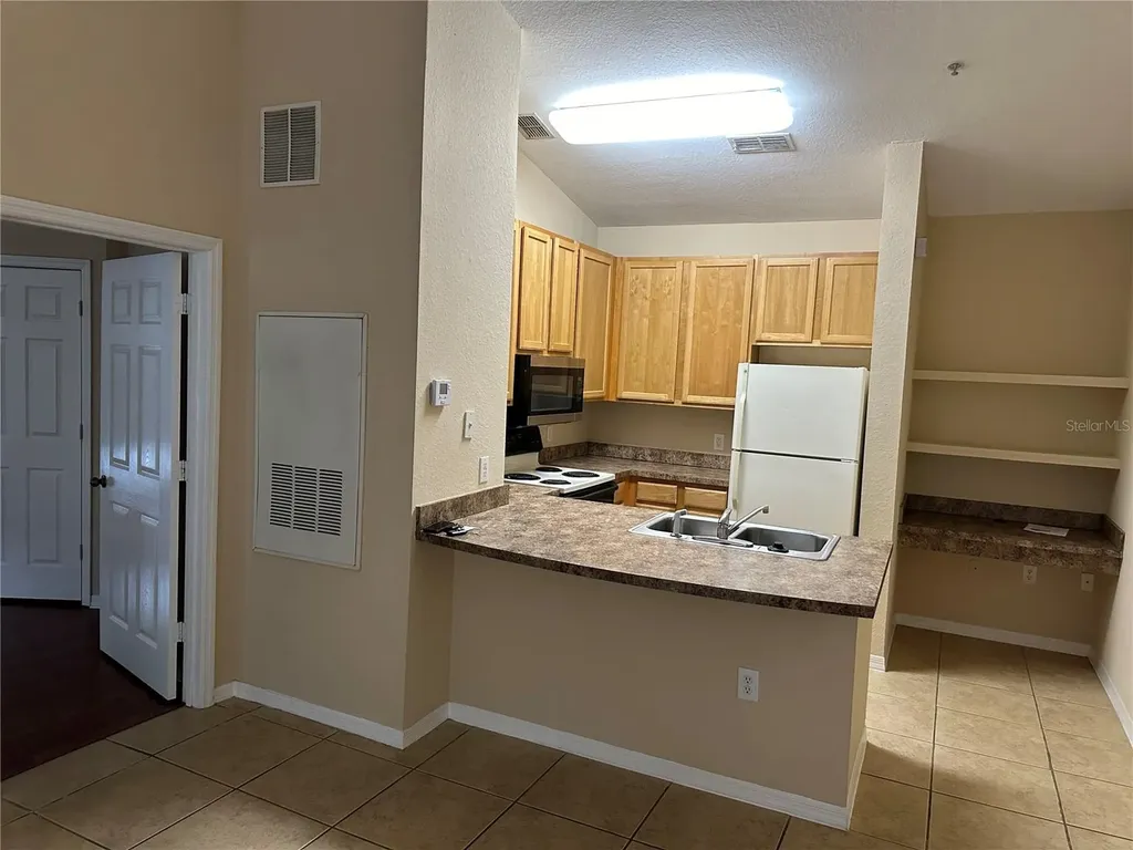 10111 Courtney Palms Boulevard Tampa FL 33619