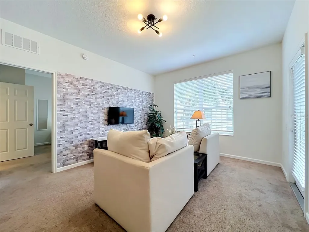 4024 Breakview Drive Orlando FL 32819