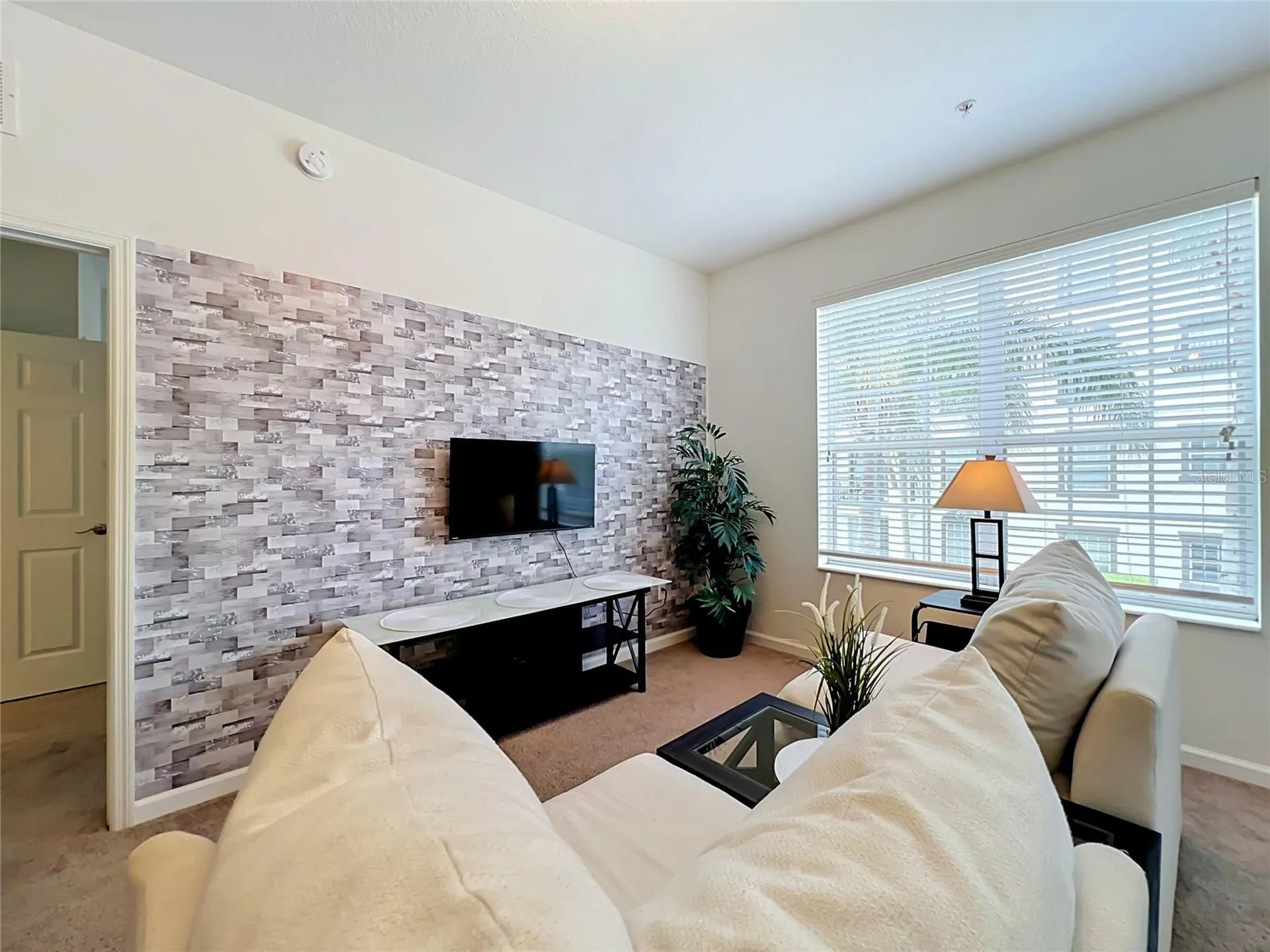 4024 Breakview Drive Orlando FL 32819