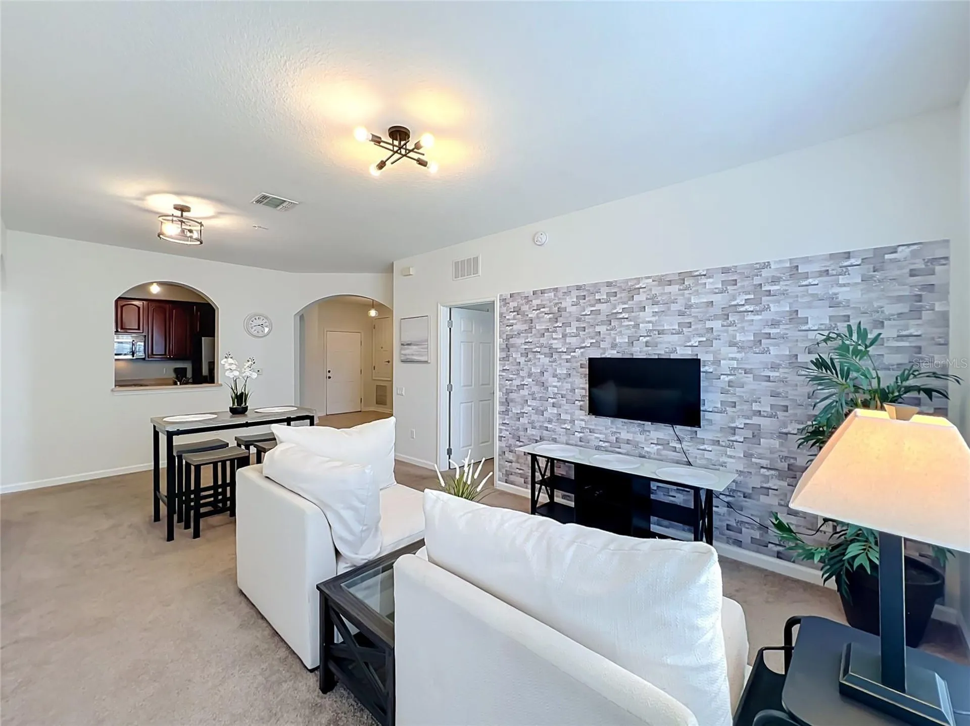 4024 Breakview Drive Orlando FL 32819