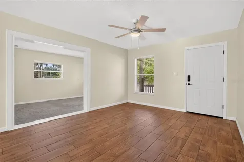 1125 N Tremain Street Mount Dora FL 32757