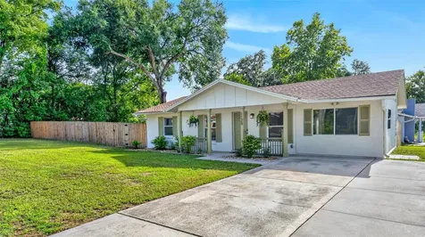 1125 N Tremain Street Mount Dora FL 32757