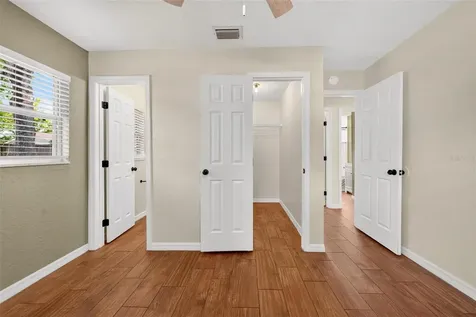 1125 N Tremain Street Mount Dora FL 32757