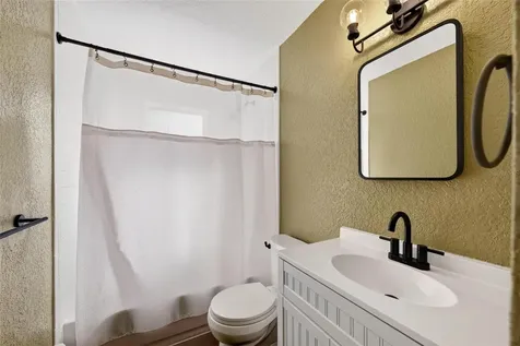 1125 N Tremain Street Mount Dora FL 32757
