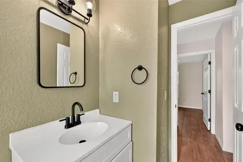 1125 N Tremain Street Mount Dora FL 32757