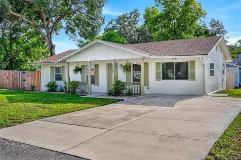 1125 N Tremain Street Mount Dora FL 32757