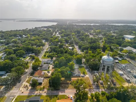 1125 N Tremain Street Mount Dora FL 32757