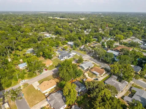1125 N Tremain Street Mount Dora FL 32757