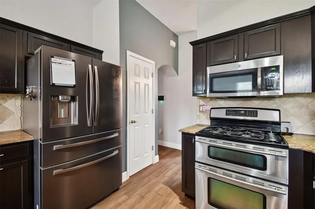 16920 Falconridge Road Lithia FL 33547
