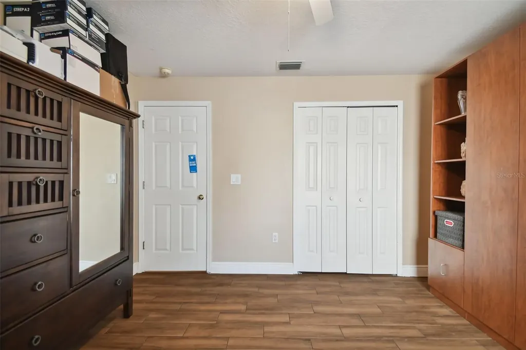16920 Falconridge Road Lithia FL 33547