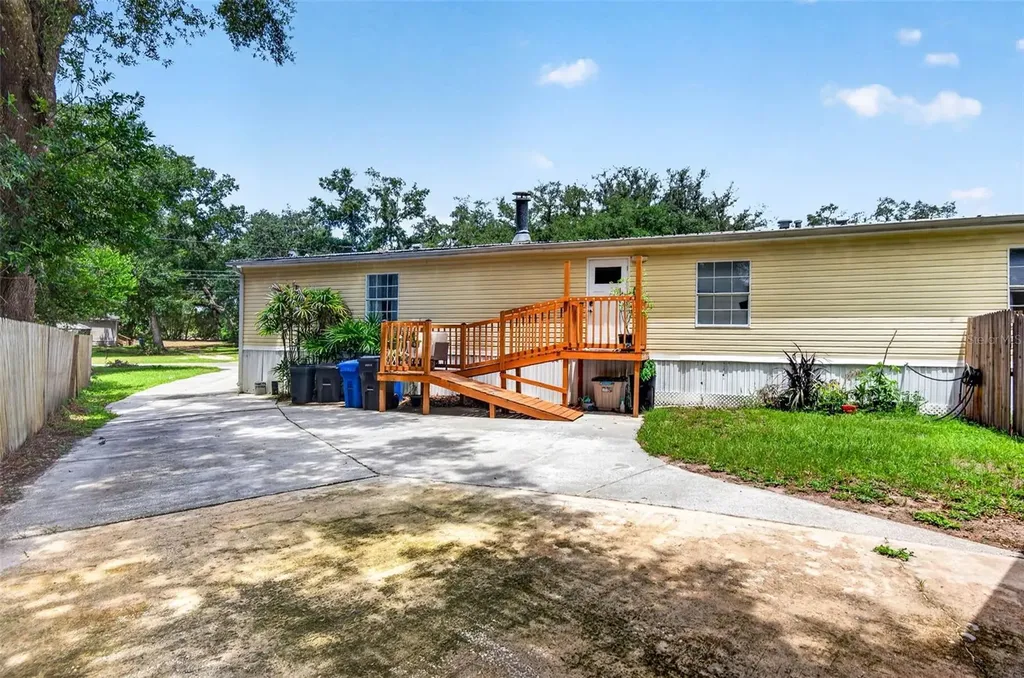 12641 Idlewood Drive Thonotosassa FL 33592