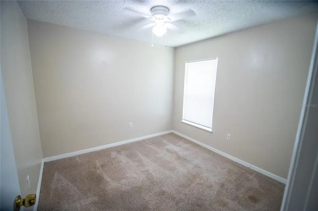 8696 Foley Drive Orlando FL 32825