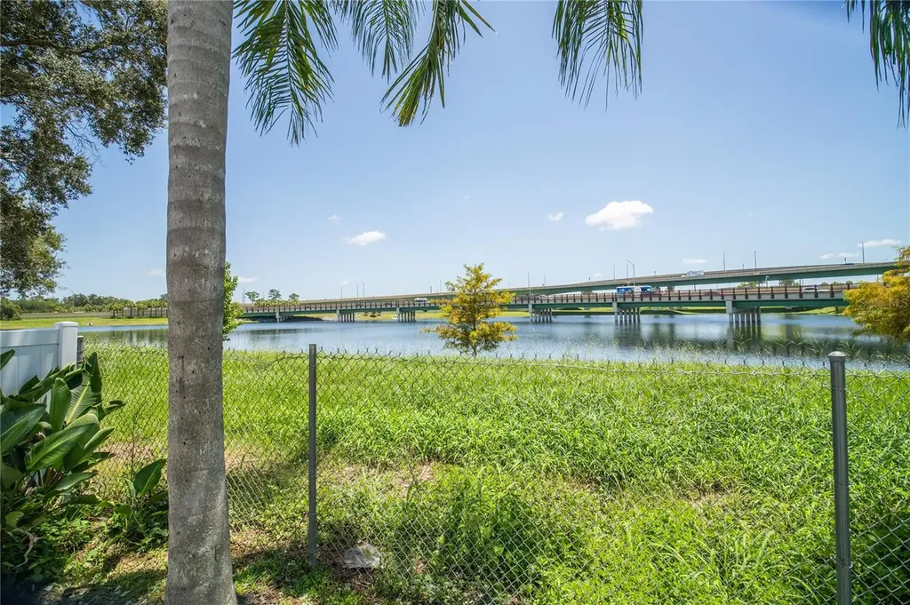 8696 Foley Drive Orlando FL 32825