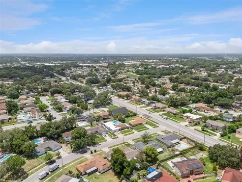 6613 Henrich Drive Orlando FL 32818