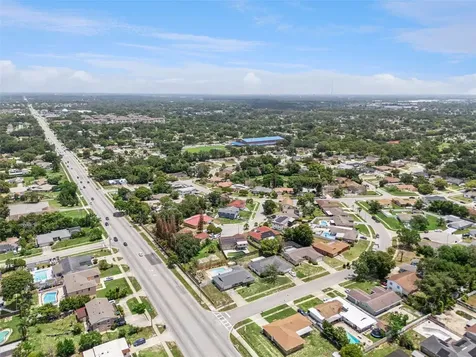 6613 Henrich Drive Orlando FL 32818