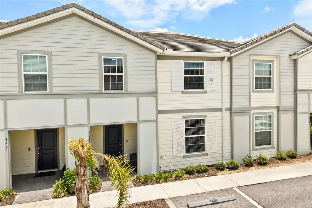 7127 Oakmoss Loop Davenport FL 33837