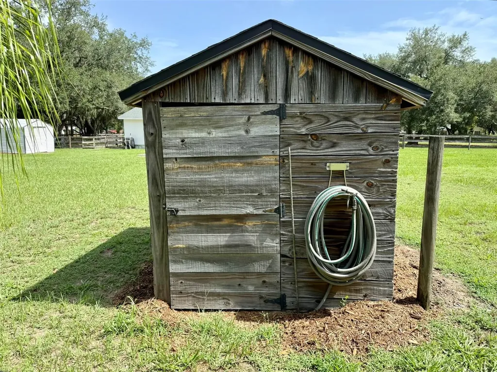 11215 Russell Drive Seffner FL 33584