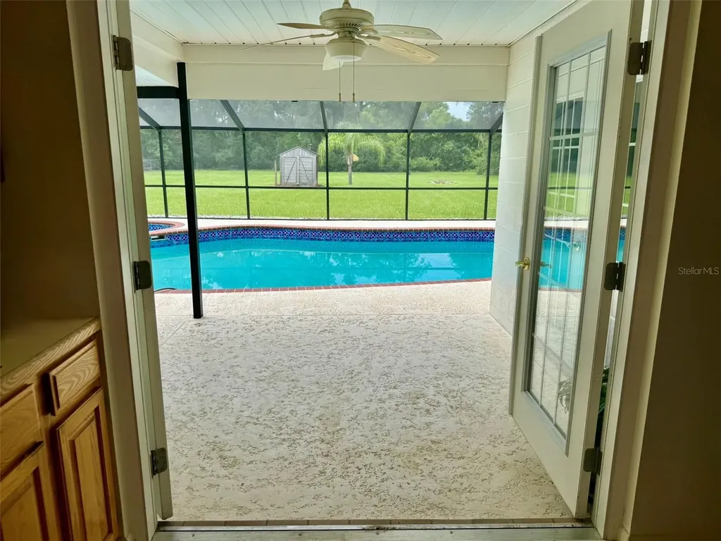 11215 Russell Drive Seffner FL 33584