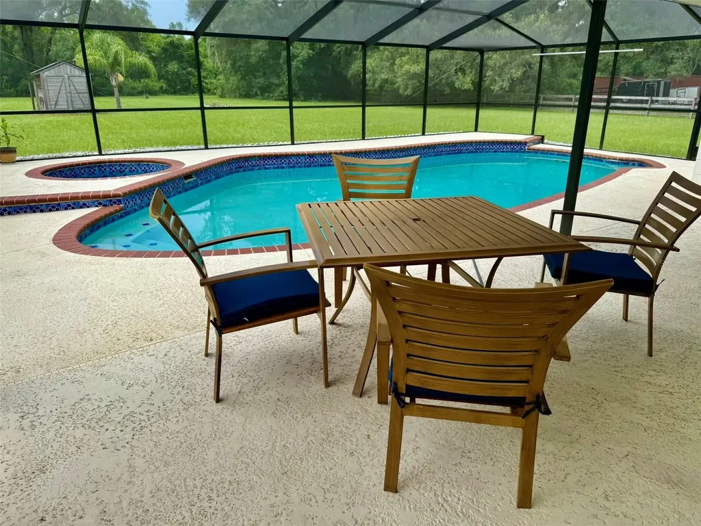 11215 Russell Drive Seffner FL 33584