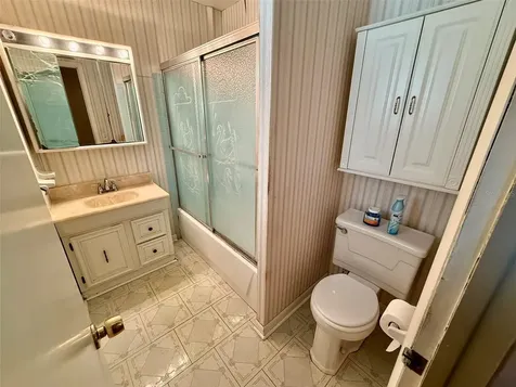 11215 Russell Drive Seffner FL 33584