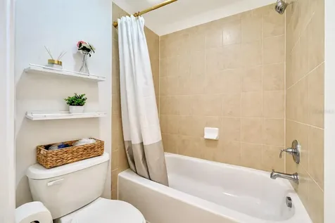 8458 Kelsall Drive Orlando FL 32832