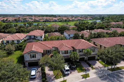 8458 Kelsall Drive Orlando FL 32832