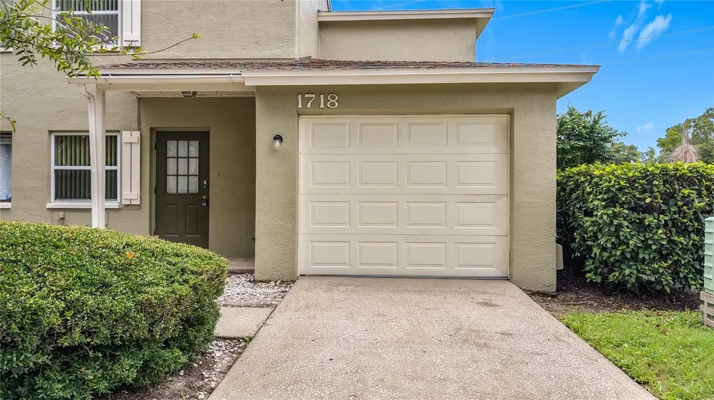 1718 Adams Circle S Largo FL 33771
