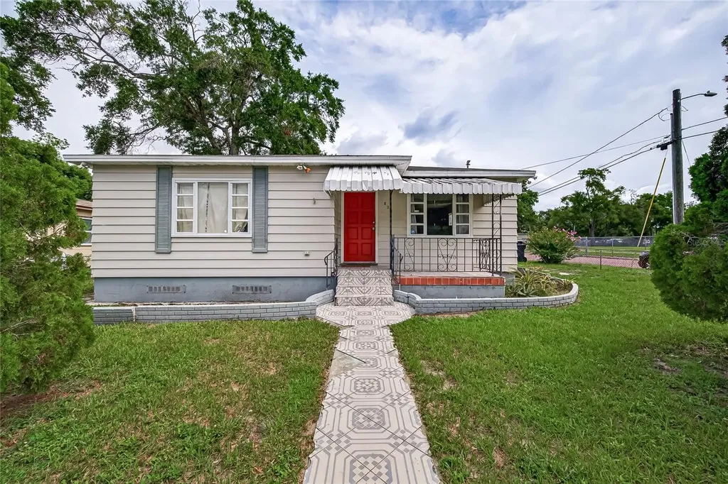 804 E Flora Street Tampa FL 33604