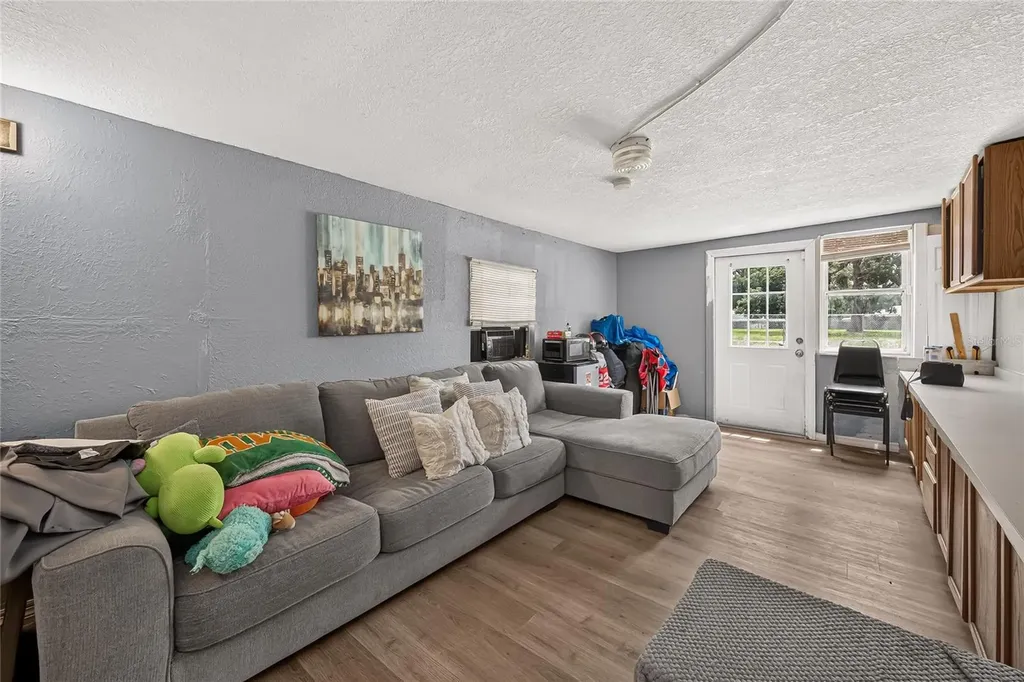 804 E Flora Street Tampa FL 33604