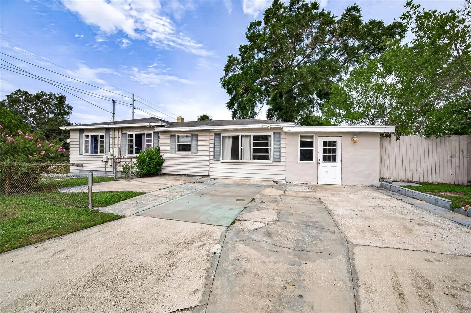 804 E Flora Street Tampa FL 33604