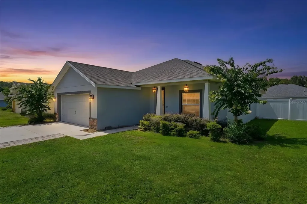 362 Lake Street Umatilla FL 32784