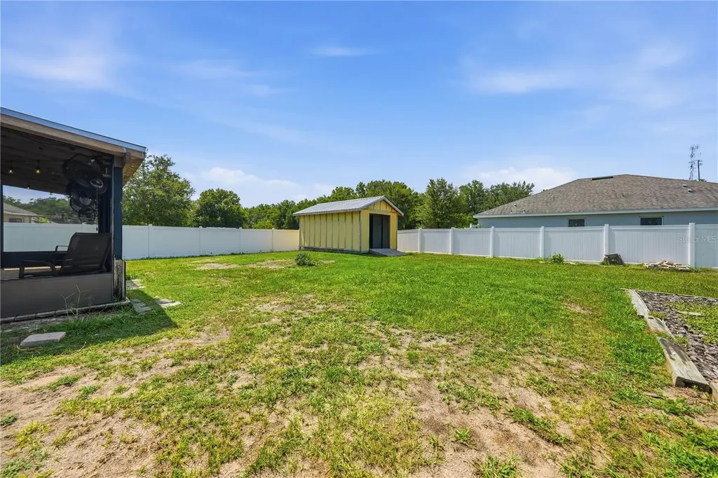 362 Lake Street Umatilla FL 32784