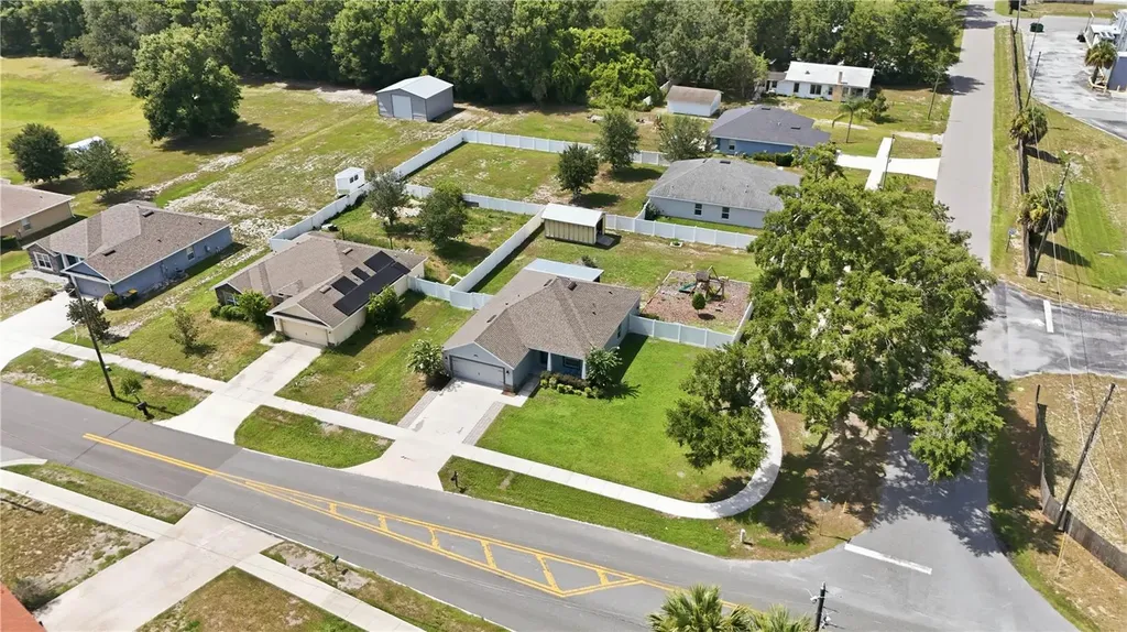 362 Lake Street Umatilla FL 32784