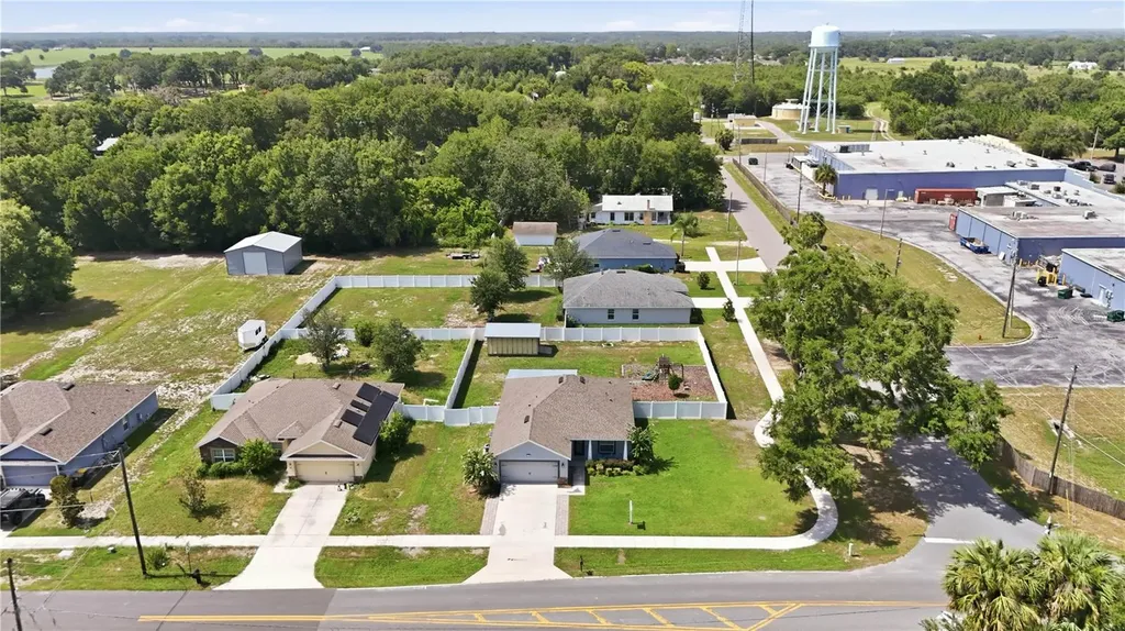 362 Lake Street Umatilla FL 32784