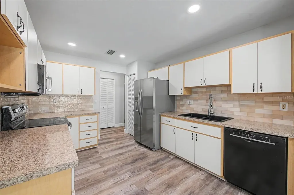 3419 Annette Court Clearwater FL 33761