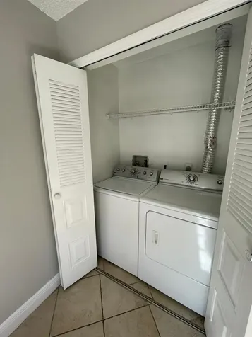 6218 Yorktown Drive Orlando FL 32807
