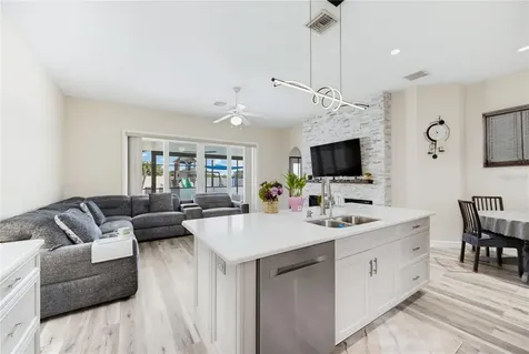 431 Vizcay Way Davenport FL 33837