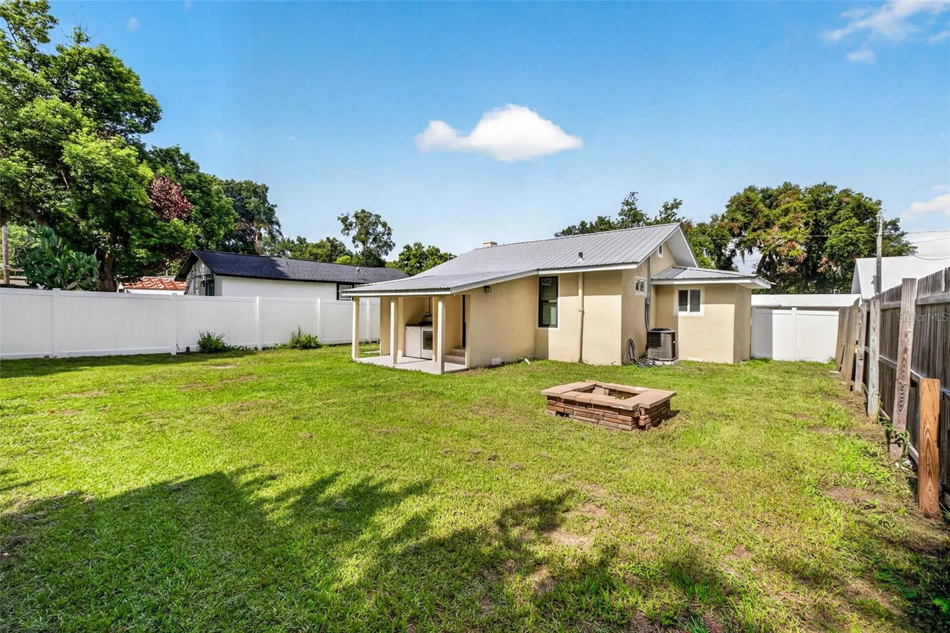 14352 Lawrence Street Dade City FL 33523