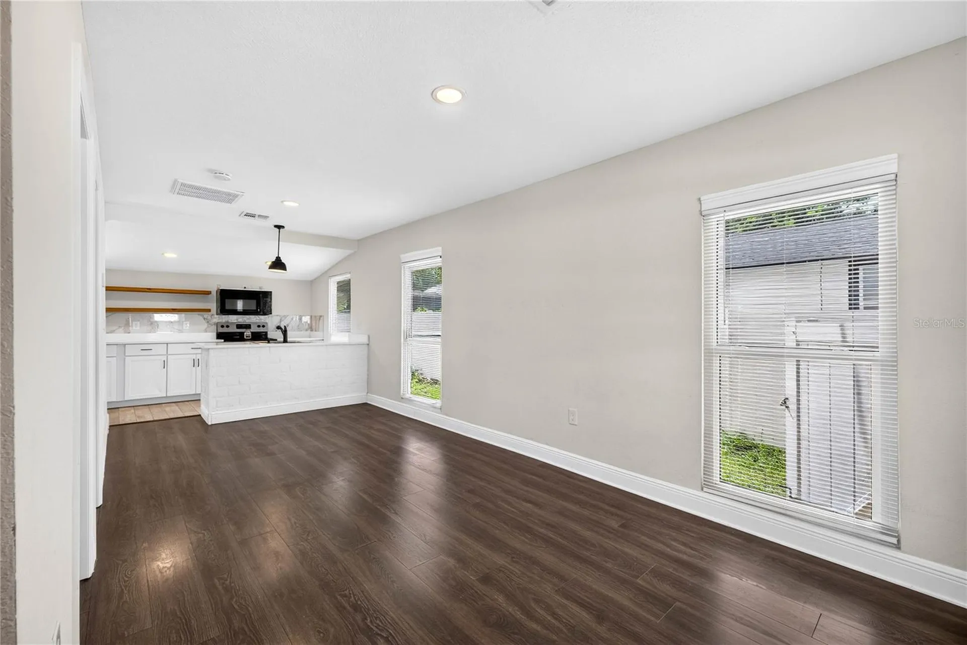 14352 Lawrence Street Dade City FL 33523