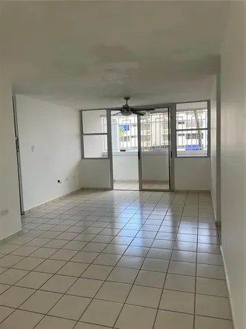 PR-833 Condo. Porticos De Guaynabo Guaynabo PR 00971